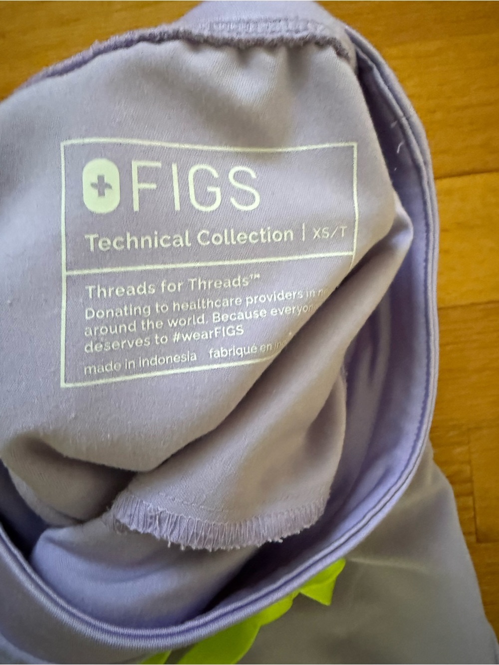 FIGS SCRUB SET Lavender Haze Rafaela top/Zamora Joggers Set - Picture 6 of 9